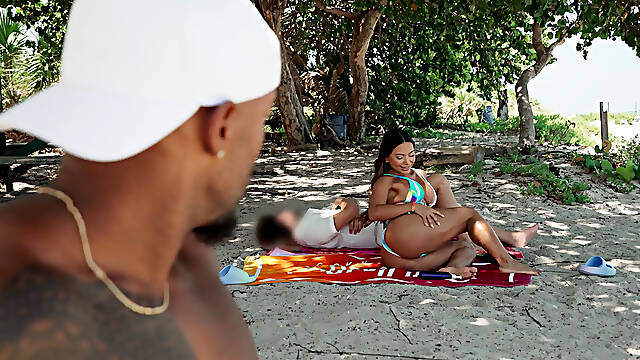 Sex on the beach with hot mom Brandy Salazar