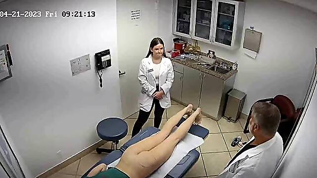IPCAM – Old German doctor gropes a young blonde girl