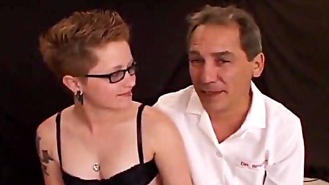 Tattooed punk rock bitch gobbles balls on exam table