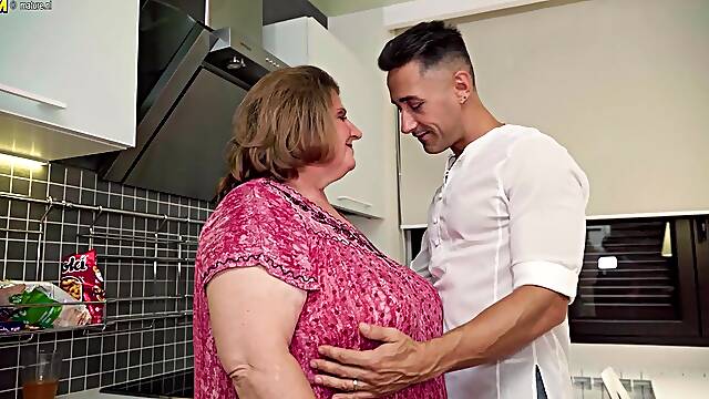 Huge breasted mature BBW fucking a muscled younger man Freshporn