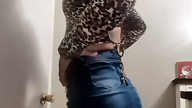 Mexican crossdresser dances and shows off