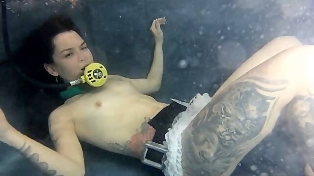 HD NEW SCENE ruffle panty Yessica Bunny underwater scuba contractions 808