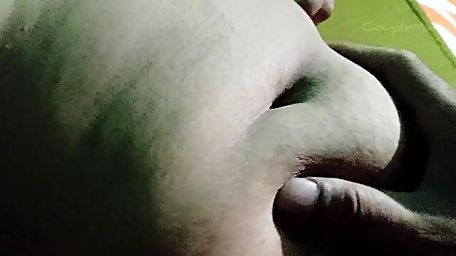 Beautiful Bhabhi and Her Boyfriend Sex Video