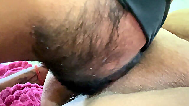 Bhabi Ka Chut Chat Ke Khub Choda